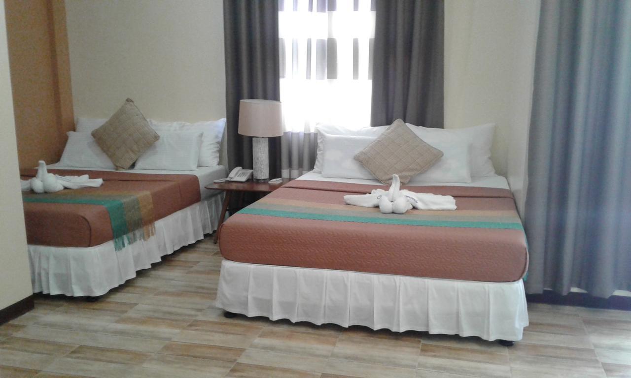 ชารอส ดอร์มิเทล Hotel Dumaguete City ภายนอก รูปภาพ
