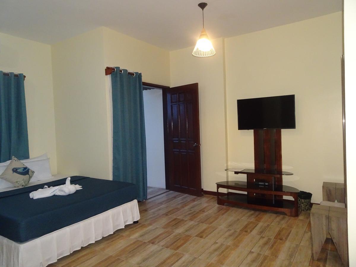 ชารอส ดอร์มิเทล Hotel Dumaguete City ภายนอก รูปภาพ