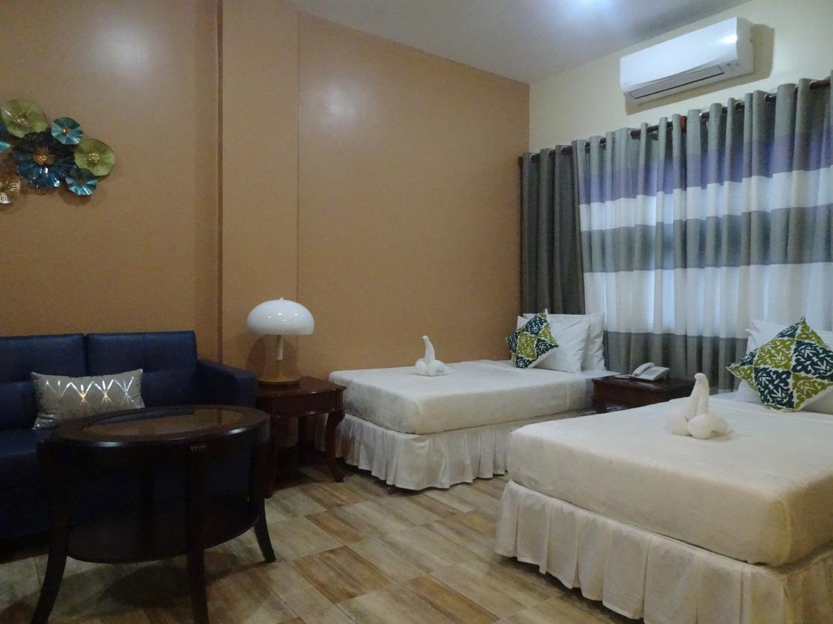 ชารอส ดอร์มิเทล Hotel Dumaguete City ภายนอก รูปภาพ