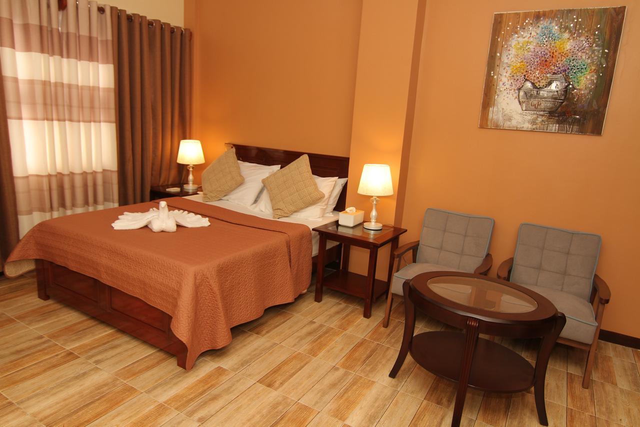 ชารอส ดอร์มิเทล Hotel Dumaguete City ภายนอก รูปภาพ