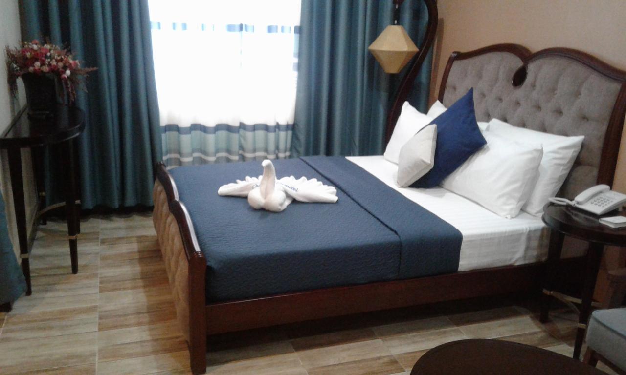 ชารอส ดอร์มิเทล Hotel Dumaguete City ภายนอก รูปภาพ
